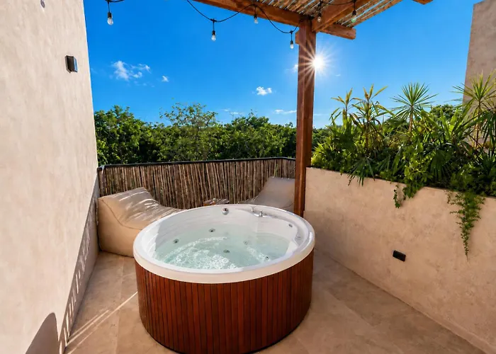 2-story Penthouse With Private Jacuzzi 5 Min *