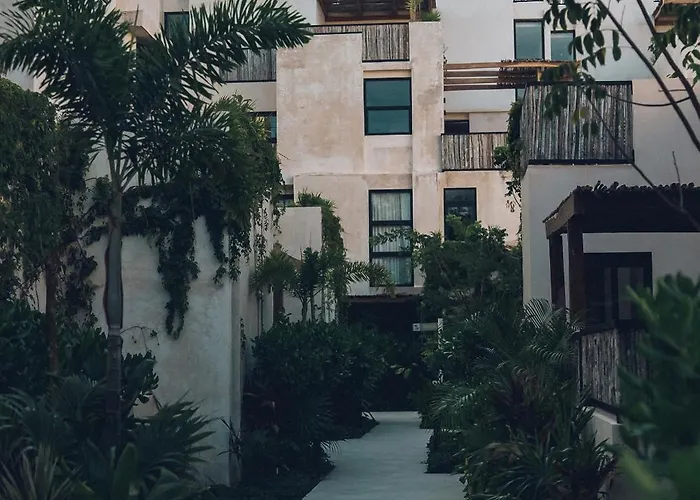 Apartment 2-story Penthouse With Private Jacuzzi 5 Min *